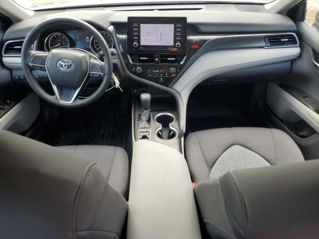 4T1C11BK4RU123090 - 2024 TOYOTA CAMRY LE GRAY photo 8