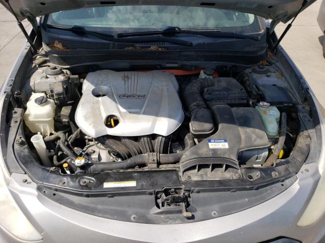 KMHEC4A47CA042536 - 2012 HYUNDAI SONATA HYBRID SILVER photo 11