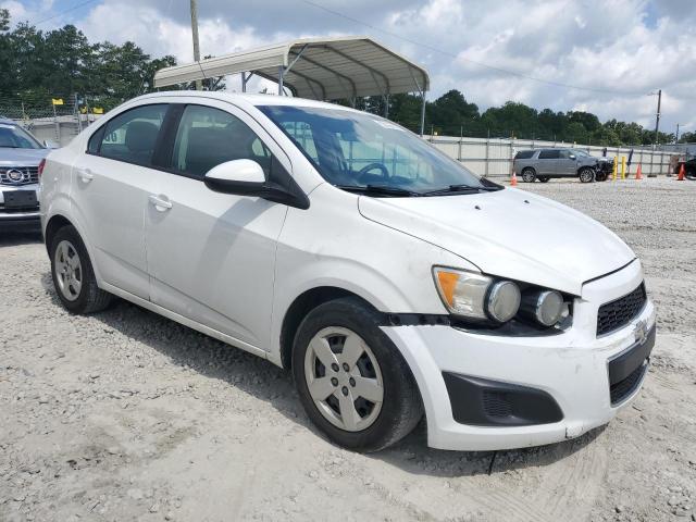 1G1JA5SH9E4206590 - 2014 CHEVROLET SONIC LS WHITE photo 4