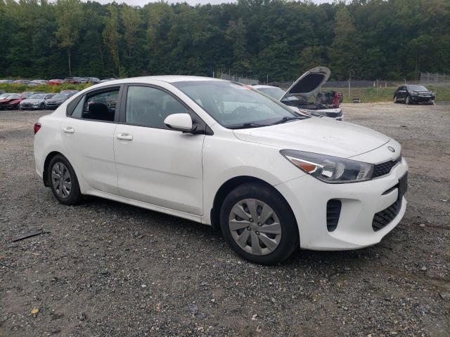 3KPA24AB1KE180234 - 2019 KIA RIO S WHITE photo 4