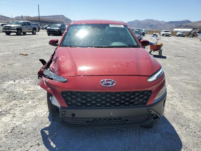 KM8K22ABXPU946765 - 2023 HYUNDAI KONA SE RED photo 5