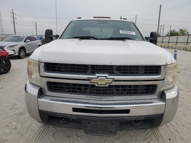 1GCHC33658F159794 - 2008 CHEVROLET SILVERADO C3500 WHITE photo 5