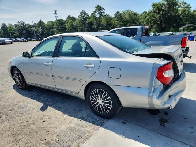 4T1BE32K94U352319 - 2004 TOYOTA CAMRY LE SILVER photo 2