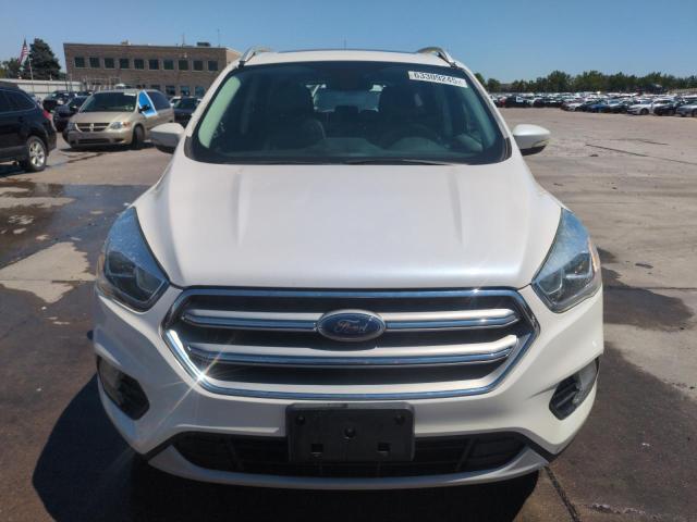 1FMCU9J92HUE19955 - 2017 FORD ESCAPE TITANIUM WHITE photo 5