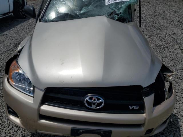 JTMBK4DV6AD014852 - 2010 TOYOTA RAV4 棕色 照片 12