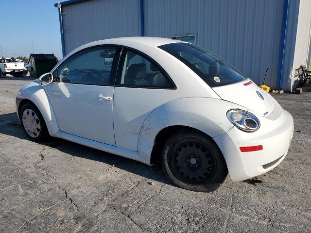 3VWPG3AG2AM011214 - 2010 VOLKSWAGEN NEW BEETLE WHITE photo 2