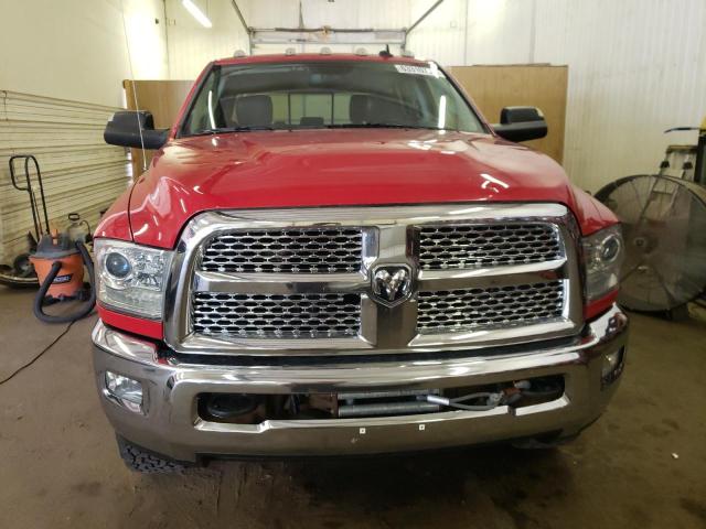 3C6TR5FJXFG692408 - 2015 RAM 2500 LARAMIE RED photo 5