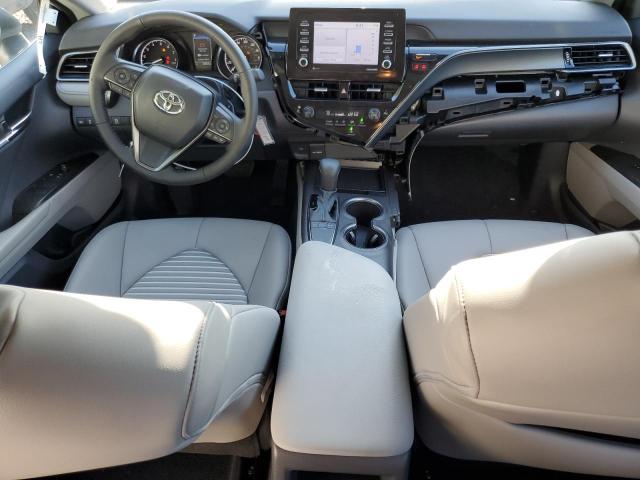 4T1G11AK7PU734327 - 2023 TOYOTA CAMRY SE NIGHT SHADE WHITE photo 8