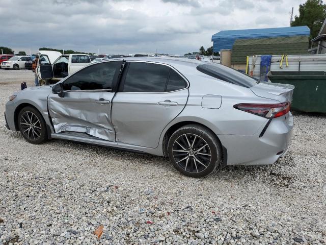 4T1G11AK8PU777106 - 2023 TOYOTA CAMRY SE NIGHT SHADE SILVER photo 2