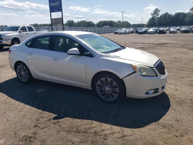 1G4PP5SK5D4240872 - 2013 BUICK VERANO WHITE photo 4