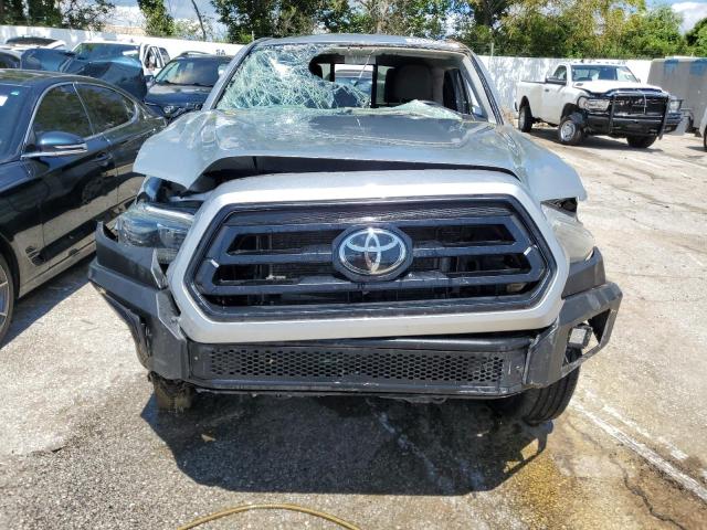 3TYRX5GN3NT047288 - 2022 TOYOTA TACOMA ACCESS CAB SILVER photo 5