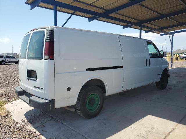 1GCHG39R3Y1250890 - 2000 CHEVROLET EXPRESS G3 WHITE photo 3