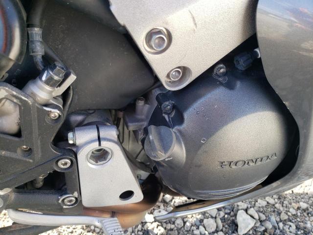 JH2RC46048M000382 - 2008 HONDA VFR800 GRAY photo 7