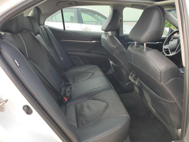 4T1K61AK6LU306612 - 2020 TOYOTA CAMRY XSE WHITE photo 10