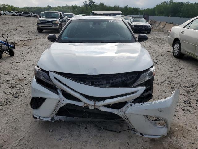 4T1K61AK6LU306612 - 2020 TOYOTA CAMRY XSE WHITE photo 5