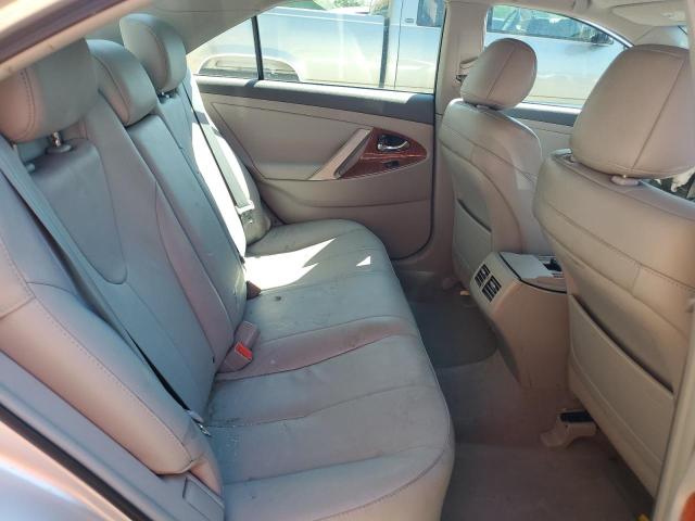 4T1BK3EK5BU625726 - 2011 TOYOTA CAMRY SE Silber Foto 10