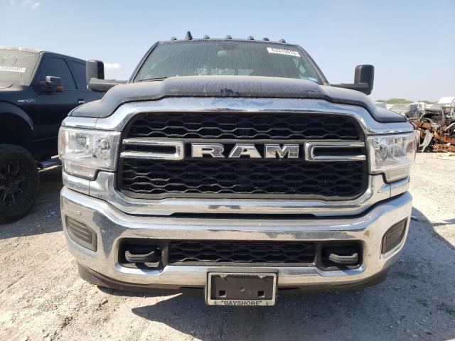 3C63RRGL4MG688679 - 2021 RAM 3500 TRADESMAN BLACK photo 5