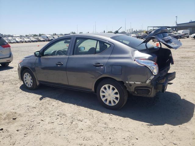 3N1CN7AP8HL827961 - 2017 NISSAN VERSA S GRAY photo 2