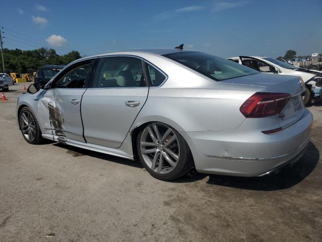 1VWDT7A36HC022196 - 2017 VOLKSWAGEN PASSAT R-LINE Արծաթագույն լուսանկար 2