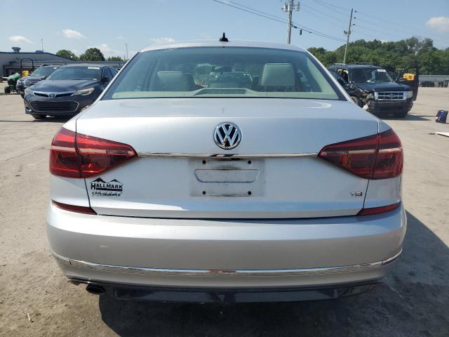 1VWDT7A36HC022196 - 2017 VOLKSWAGEN PASSAT R-LINE Արծաթագույն լուսանկար 6