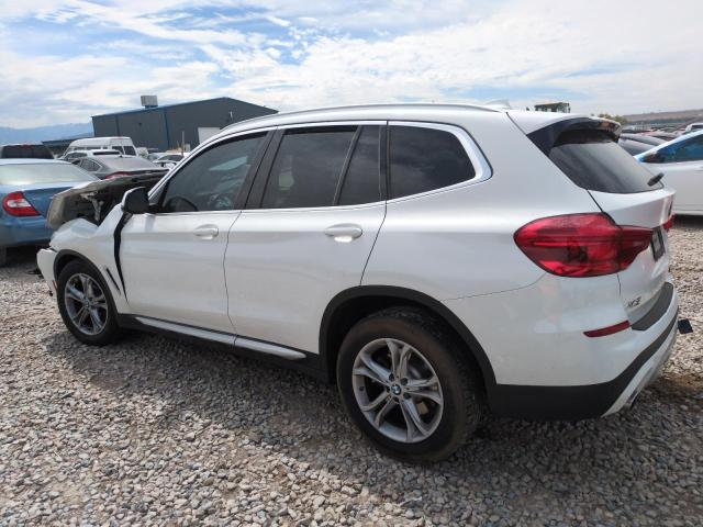 5UXTR9C54JLD72215 - 2018 BMW X3 XDRIVE30I WHITE photo 2
