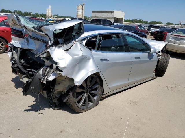 5YJSA1E22JF231877 - 2018 TESLA MODEL S Արծաթագույն լուսանկար 3