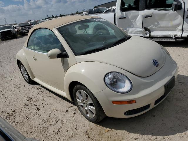 3VWPF31YX8M408692 - 2008 VOLKSWAGEN NEW BEETLE CONVERTIBLE S BEIGE photo 4