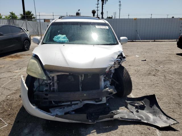 5TDZA22C64S036608 - 2004 TOYOTA SIENNA XLE WHITE photo 5