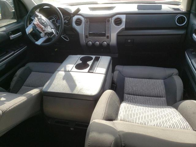 5TFRM5F18HX112573 - 2017 TOYOTA TUNDRA DOUBLE CAB SR/SR5 RED photo 8