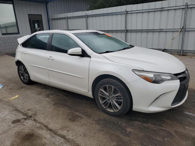 4T1BF1FK9FU487797 - 2015 TOYOTA CAMRY LE WHITE photo 4