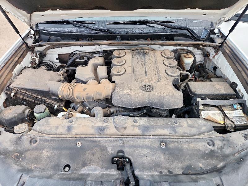 JTEZU5JR2G5117965 - 2016 TOYOTA 4RUNNER SR5 白色 照片 12