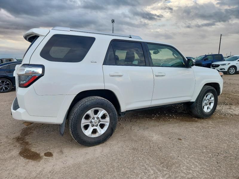 JTEZU5JR2G5117965 - 2016 TOYOTA 4RUNNER SR5 白色 照片 3