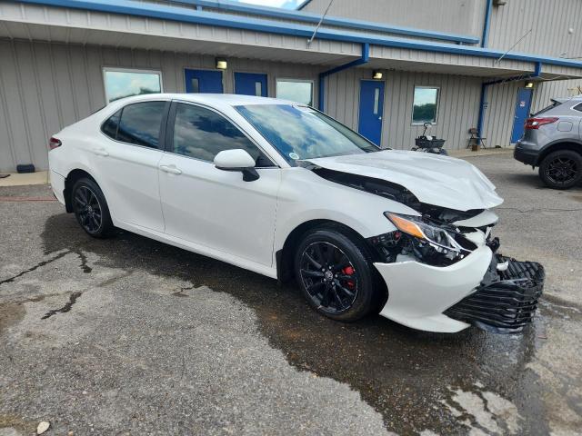 4T1C11AK0LU366307 - 2020 TOYOTA CAMRY LE WHITE photo 4