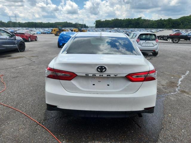 4T1C11AK0LU366307 - 2020 TOYOTA CAMRY LE WHITE photo 6