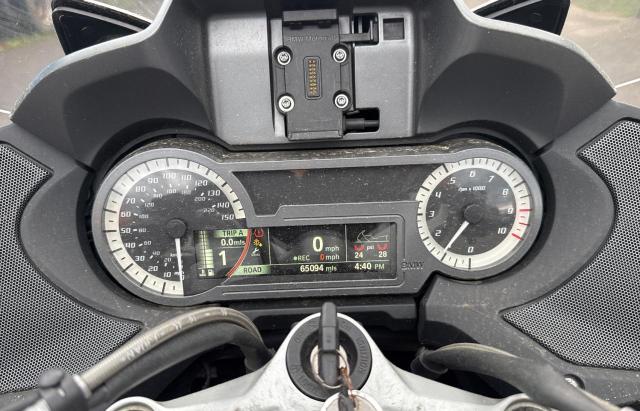 WB10A1306HZ399628 - 2017 BMW R1200 RT GRAY photo 8