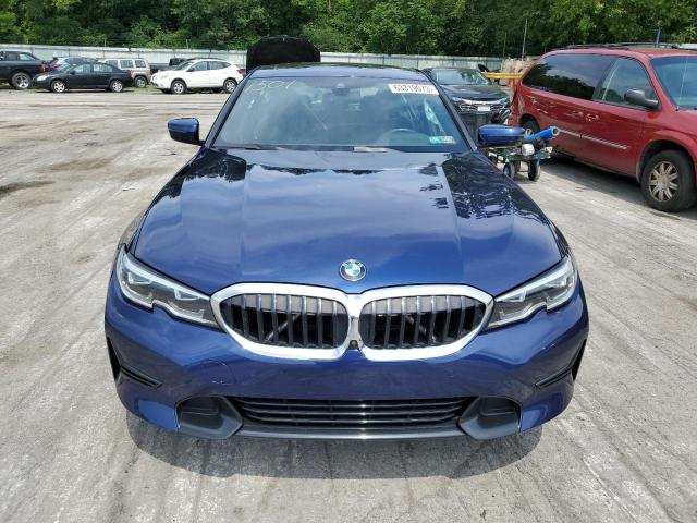 3MW5R7J02L8B11501 - 2020 BMW 330XI BLUE photo 5