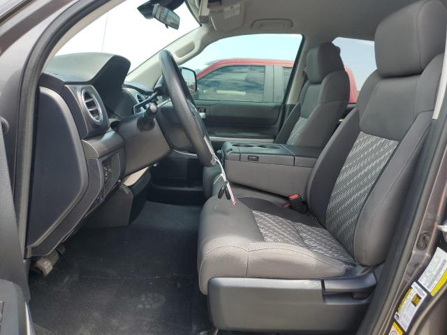 5TFRM5F18JX131257 - 2018 TOYOTA TUNDRA DOUBLE CAB SR/SR5 GRAY photo 7