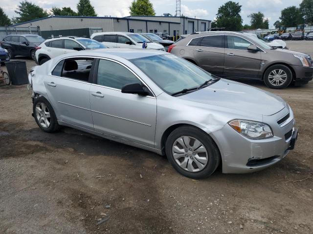 1G1ZB5E03CF180401 - 2012 CHEVROLET MALIBU LS 银色 照片 4