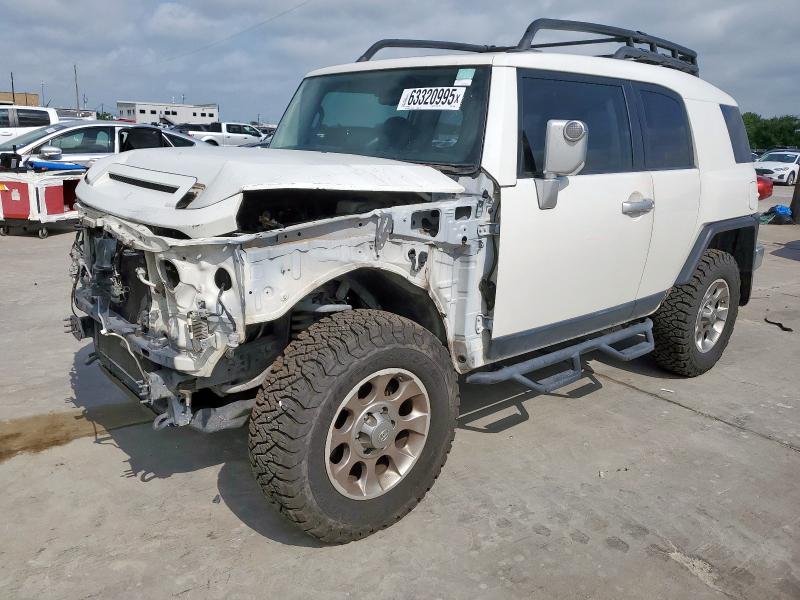 2012 TOYOTA FJ CRUISER, null