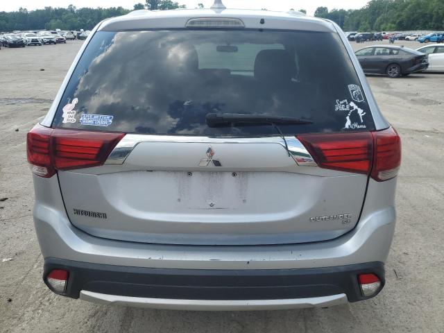 JA4AZ3A30HZ045171 - 2017 MITSUBISHI OUTLANDER SE SILVER photo 6