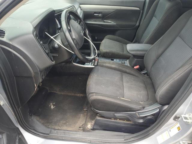 JA4AZ3A30HZ045171 - 2017 MITSUBISHI OUTLANDER SE SILVER photo 7