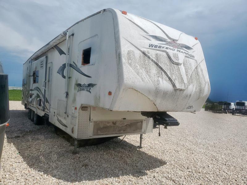 2007 WEEKEND WARRIOR CAMPER, null