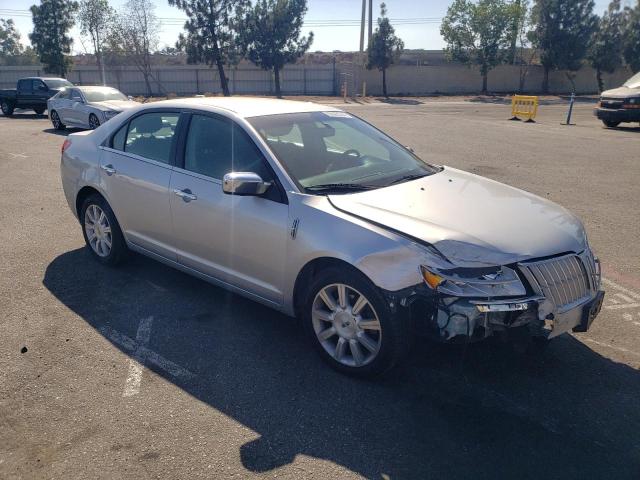 3LNHL2GC0CR801923 - 2012 LINCOLN MKZ SILVER photo 4