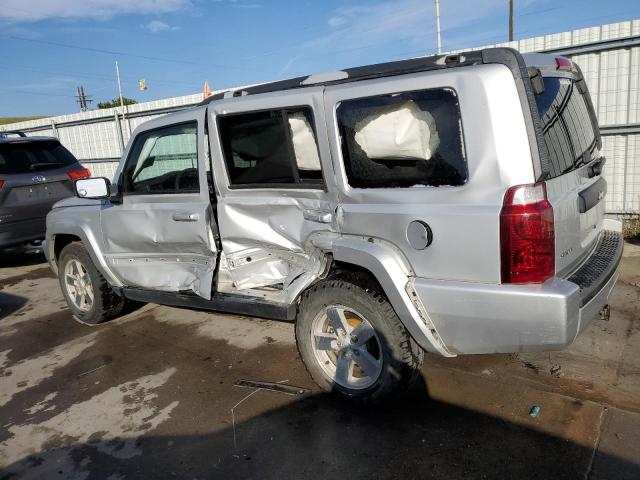 1J8HG48K28C149122 - 2008 JEEP COMMANDER SPORT Silber Foto 2