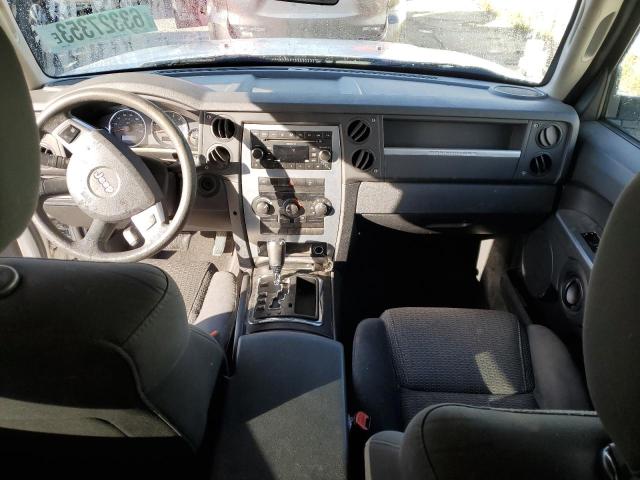 1J8HG48K28C149122 - 2008 JEEP COMMANDER SPORT Silber Foto 8