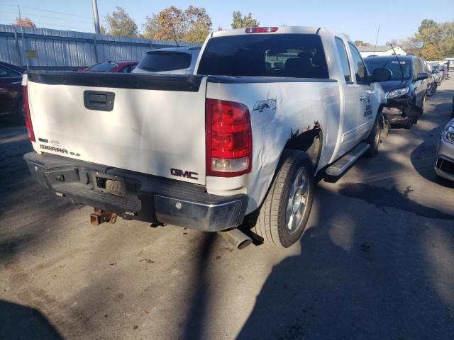 1GTR2VE30BZ256025 - 2011 GMC SIERRA K1500 SLE WHITE photo 4