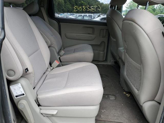 KNDMA5C13G6114162 - 2016 KIA SEDONA L SILVER photo 11