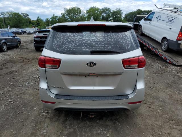 KNDMA5C13G6114162 - 2016 KIA SEDONA L SILVER photo 6