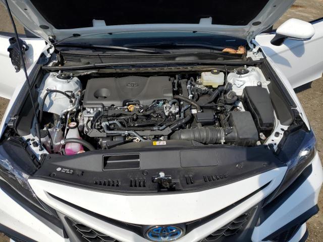 4T1G31AK0PU608952 - 2023 TOYOTA CAMRY SE NIGHT SHADE WHITE photo 11
