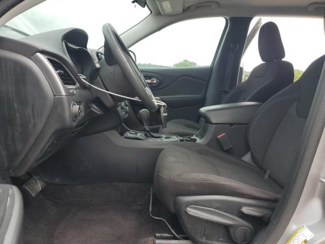 1C4PJLCB2KD206622 - 2019 JEEP CHEROKEE LATITUDE SILVER photo 7